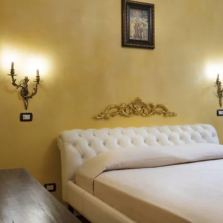 Corte Rosantico בית הארחה 4*