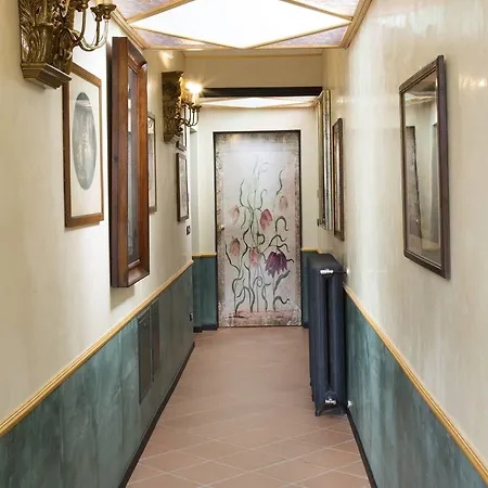 Corte Rosantico בית הארחה 4*